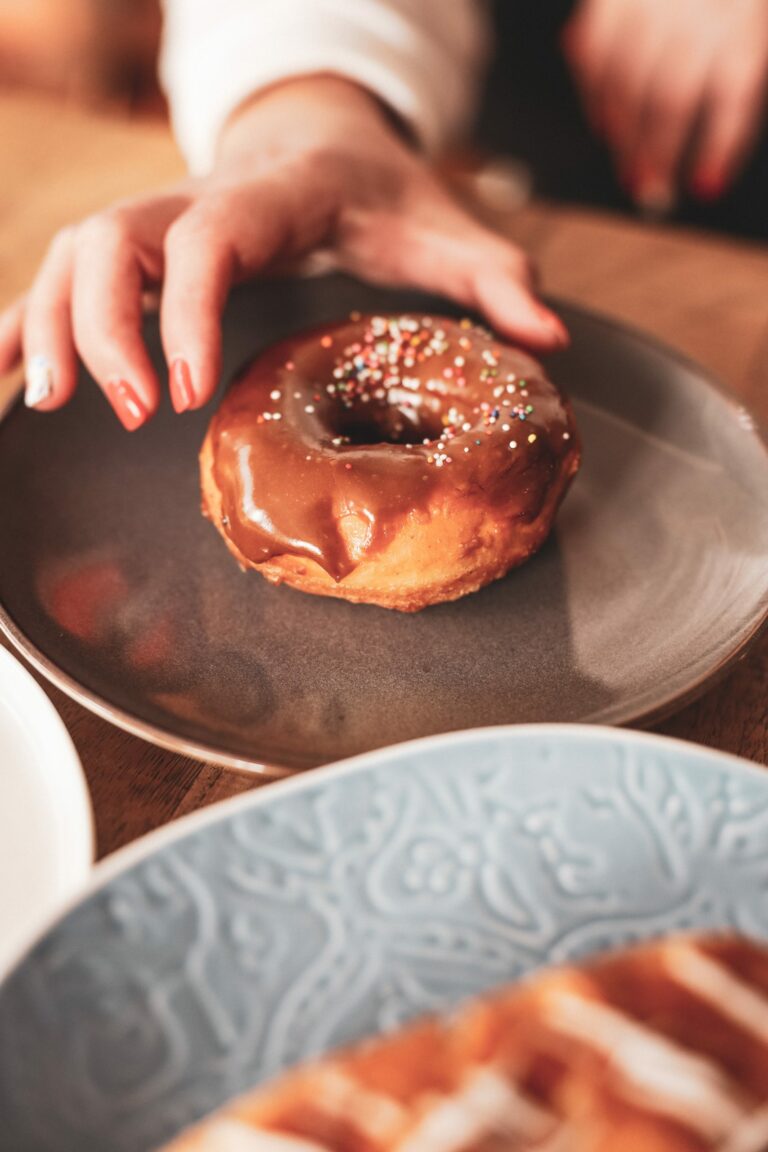 Hands on a doughnut